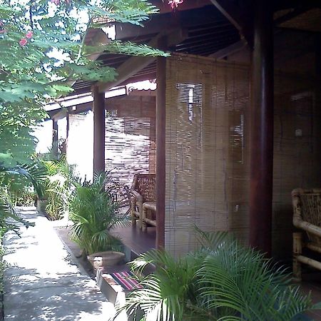 גילי טרוונגן Alexyane Paradise Bungalow מראה חיצוני תמונה